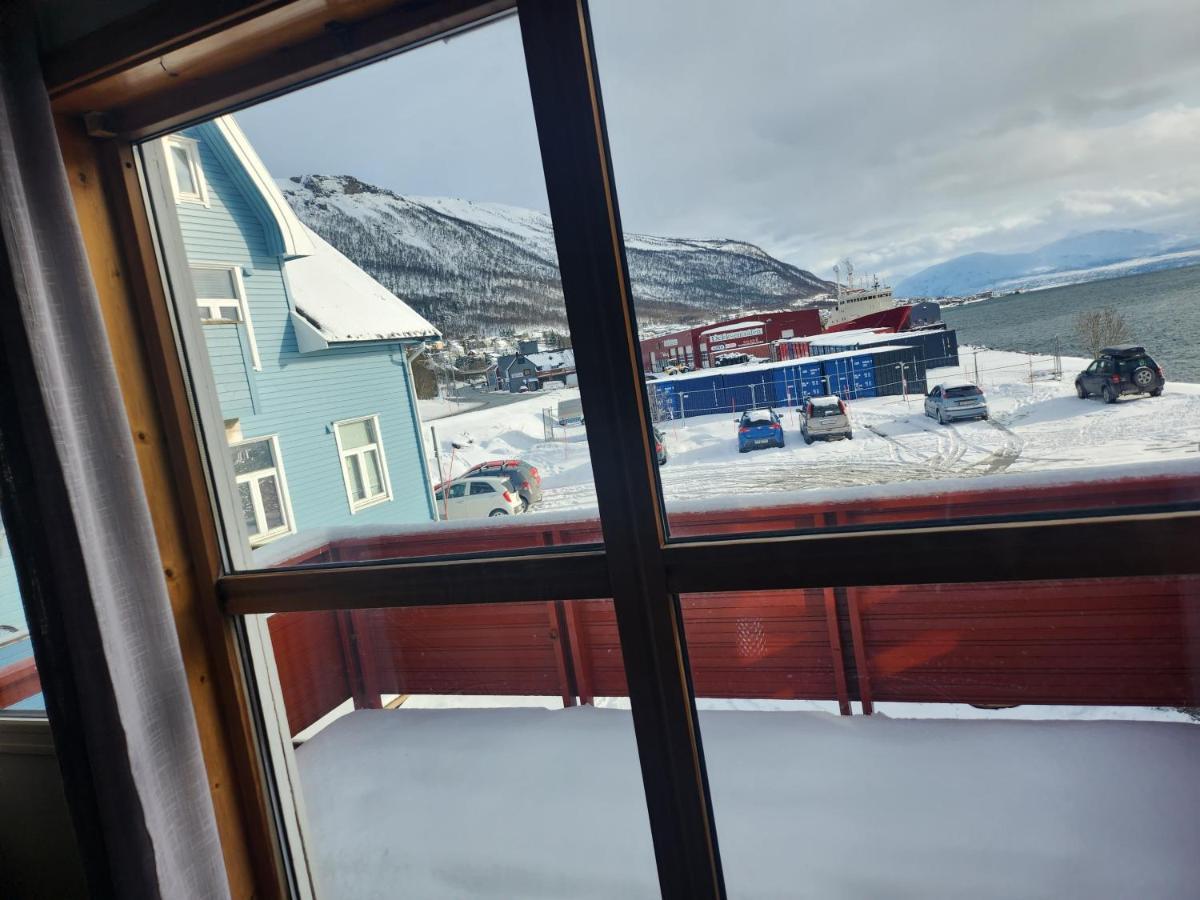 Apartment By The Lakeside Tromsø Zewnętrze zdjęcie