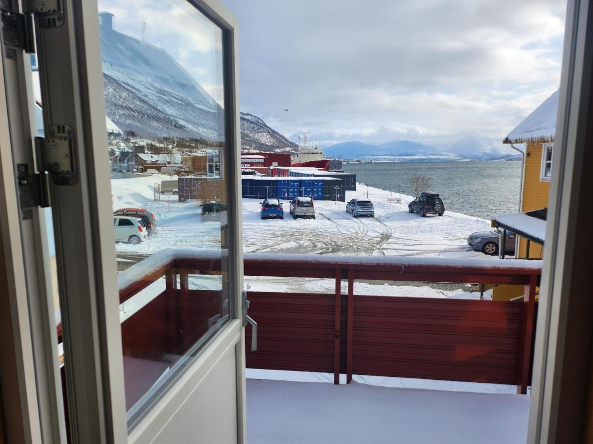 Apartment By The Lakeside Tromsø Zewnętrze zdjęcie