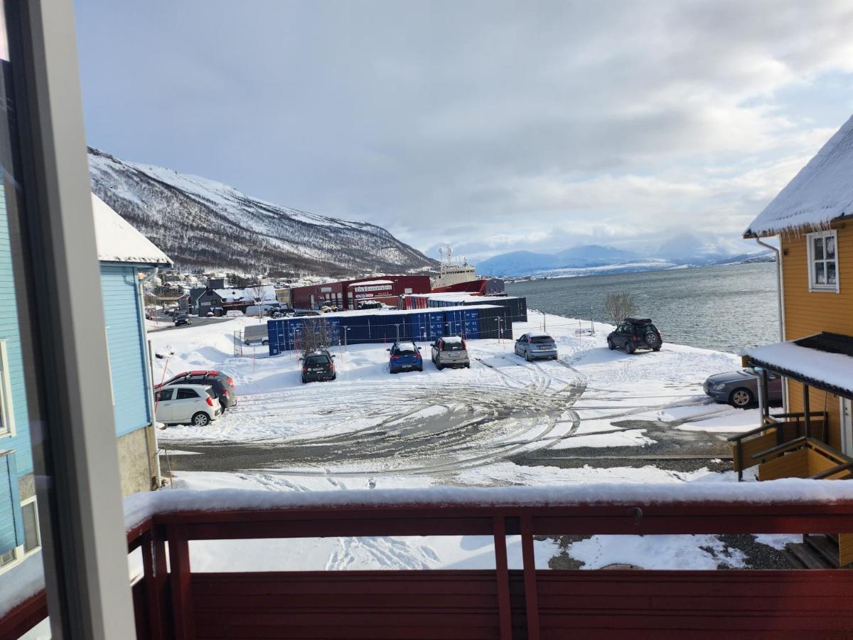 Apartment By The Lakeside Tromsø Zewnętrze zdjęcie